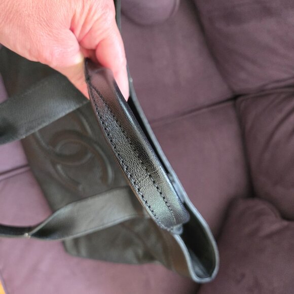 Chanel Quilted Perforated CC Logo Tote - Picture 5 of 12